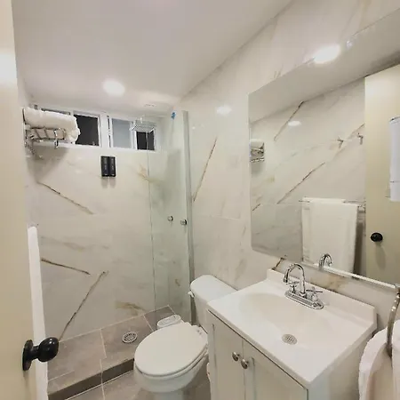 Suite Privada Doble Cama Mat Eugenio S Mexico City Exterior photo